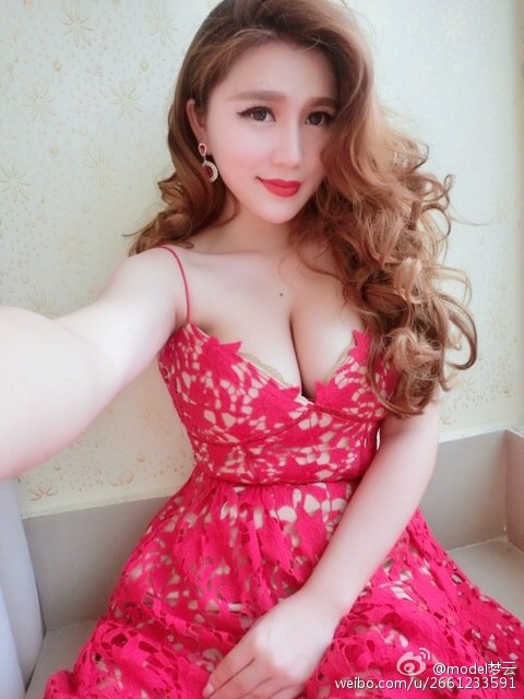 梦云 微博F90超胸涌私房照诱惑写真图