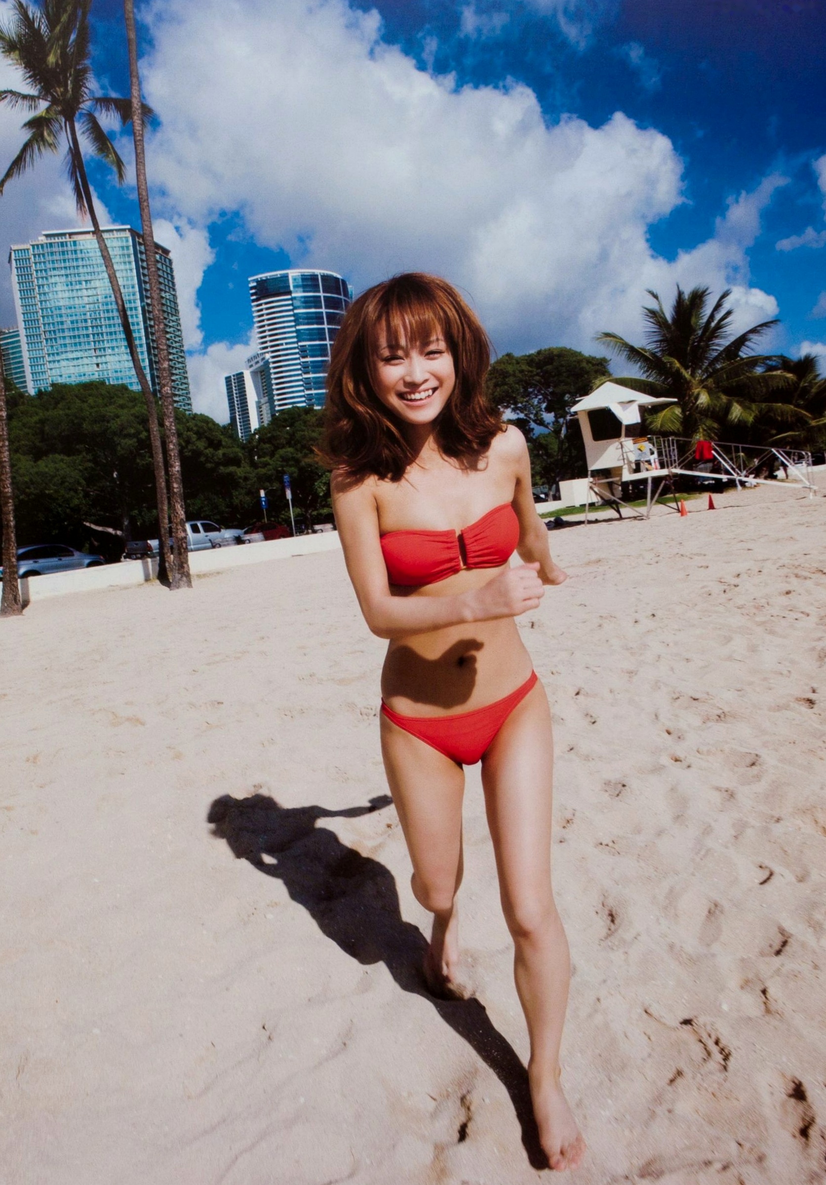 PB写真集_亀井絵里 《sweet》热带度假风情与纯欲比基尼女神系列 [70P]