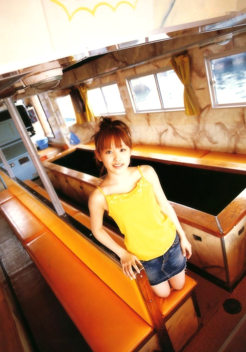 PB写真集_高橋愛《愛ごころ Ai Gokoro》海滩比基尼清纯治愈系日系写真 [88P]