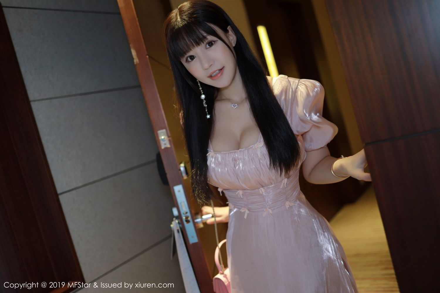 [MFStar]高清写真图 2019.09.30 VOL.217 Flower朱可儿