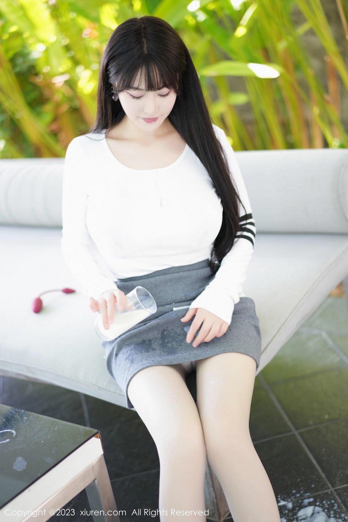 [XiuRen]高清写真图 2023.05.04 No.6673 朱可儿Flora 短裙美臀