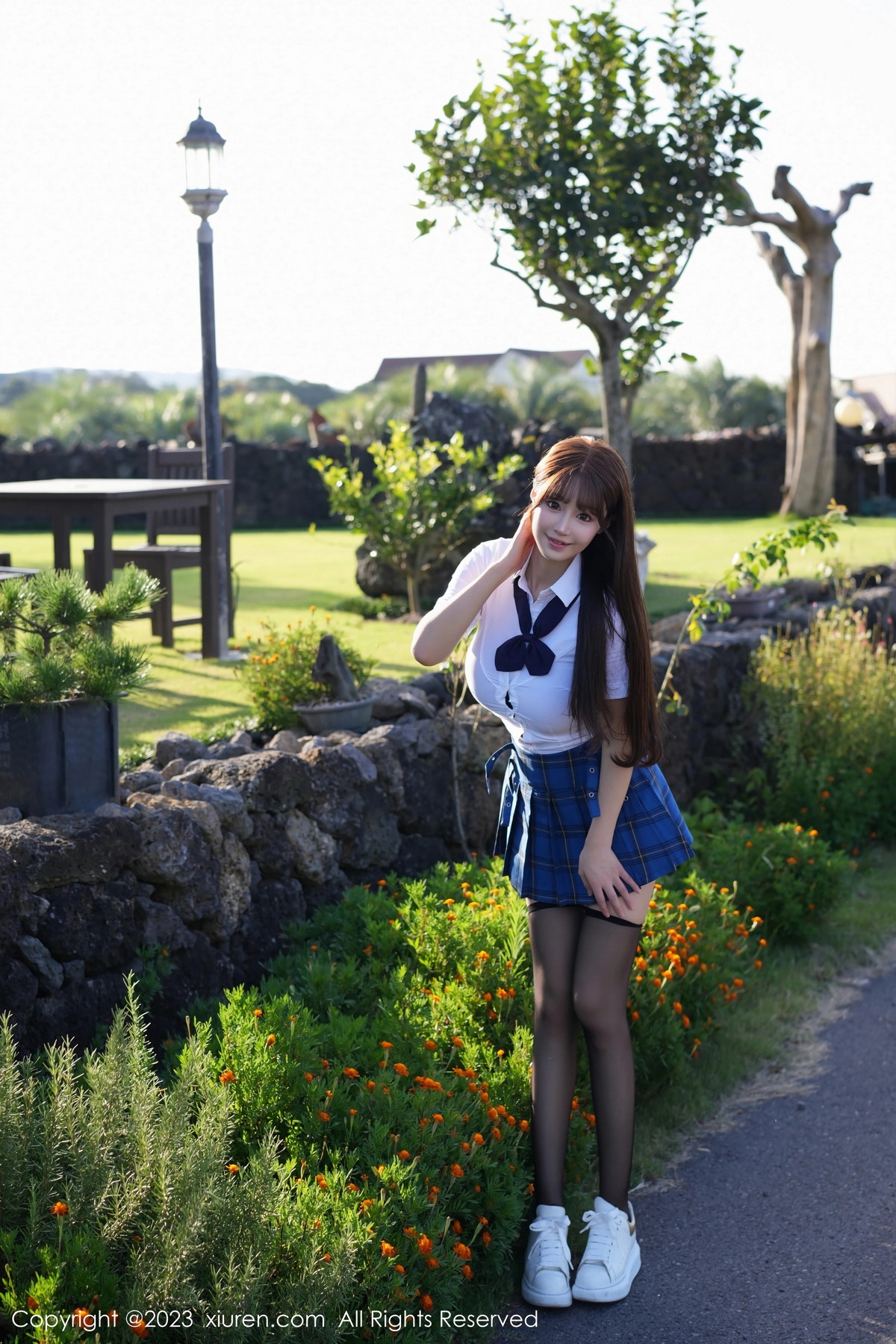 [XiuRen]高清写真图 2023.09.28 No.7458 朱可儿Flora 黑丝美臀