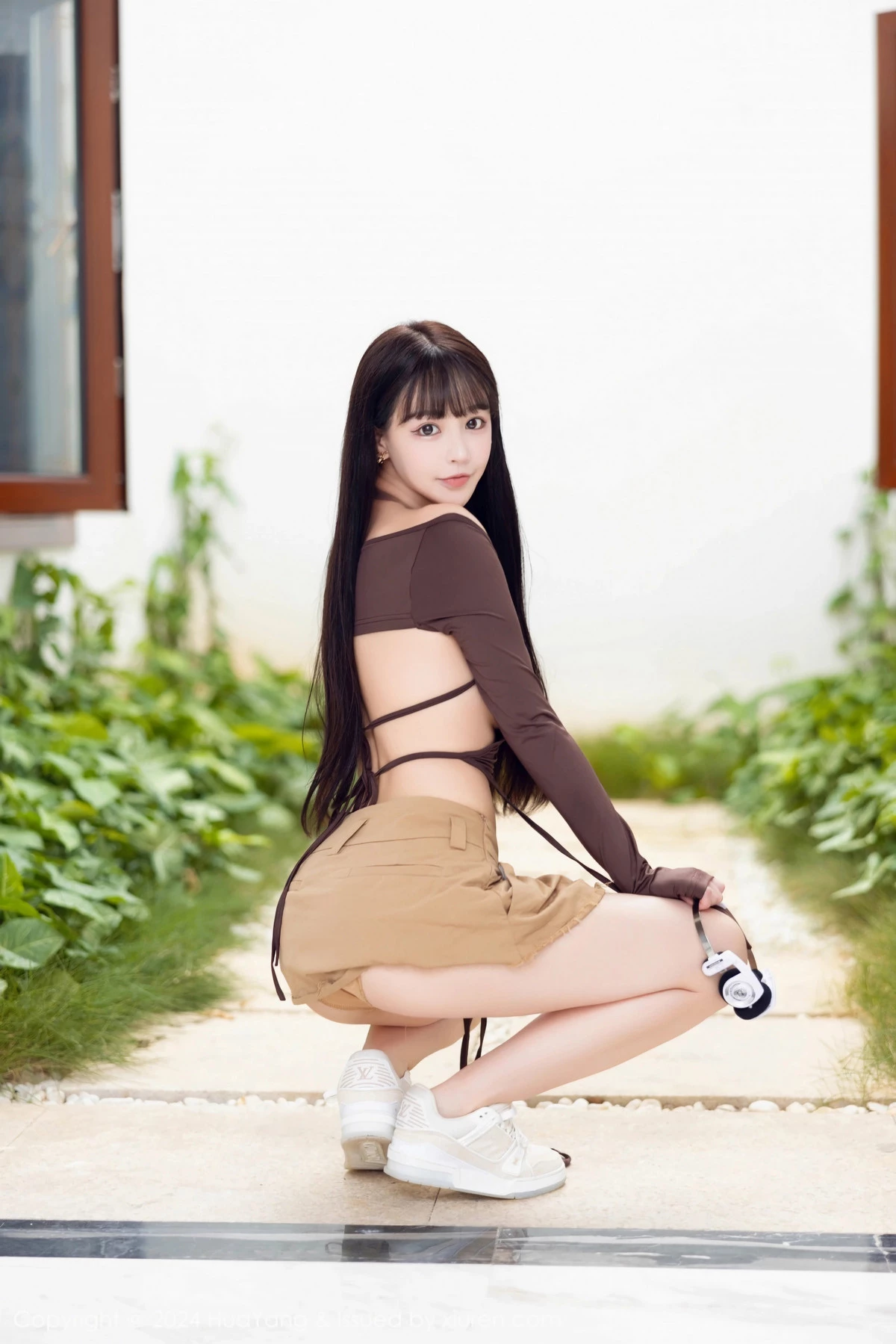 [HuaYang]高清写真图 2024.03.06 VOL.568 朱可儿Flora 短裙美臀