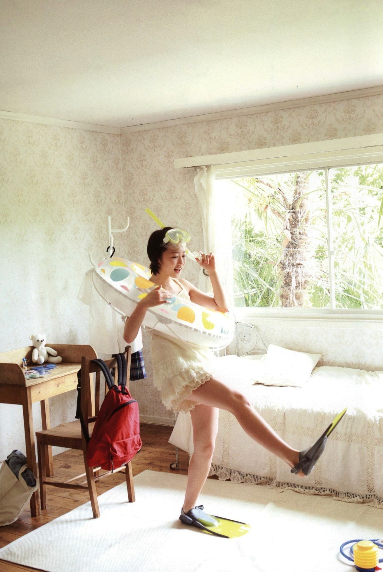 PB写真集_工藤遥《Tenki ni Naare!》日系清新写真，清纯少女居家与街拍风格，展现邻家女孩灵动之美 [83P]