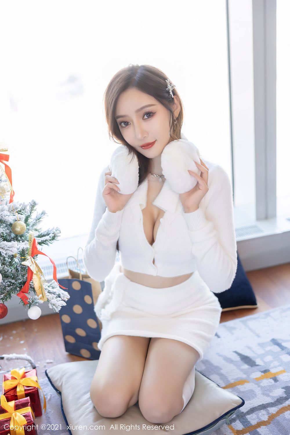 [XiuRen]高清写真图 2021.12.20 No.4359 王馨瑶yanni