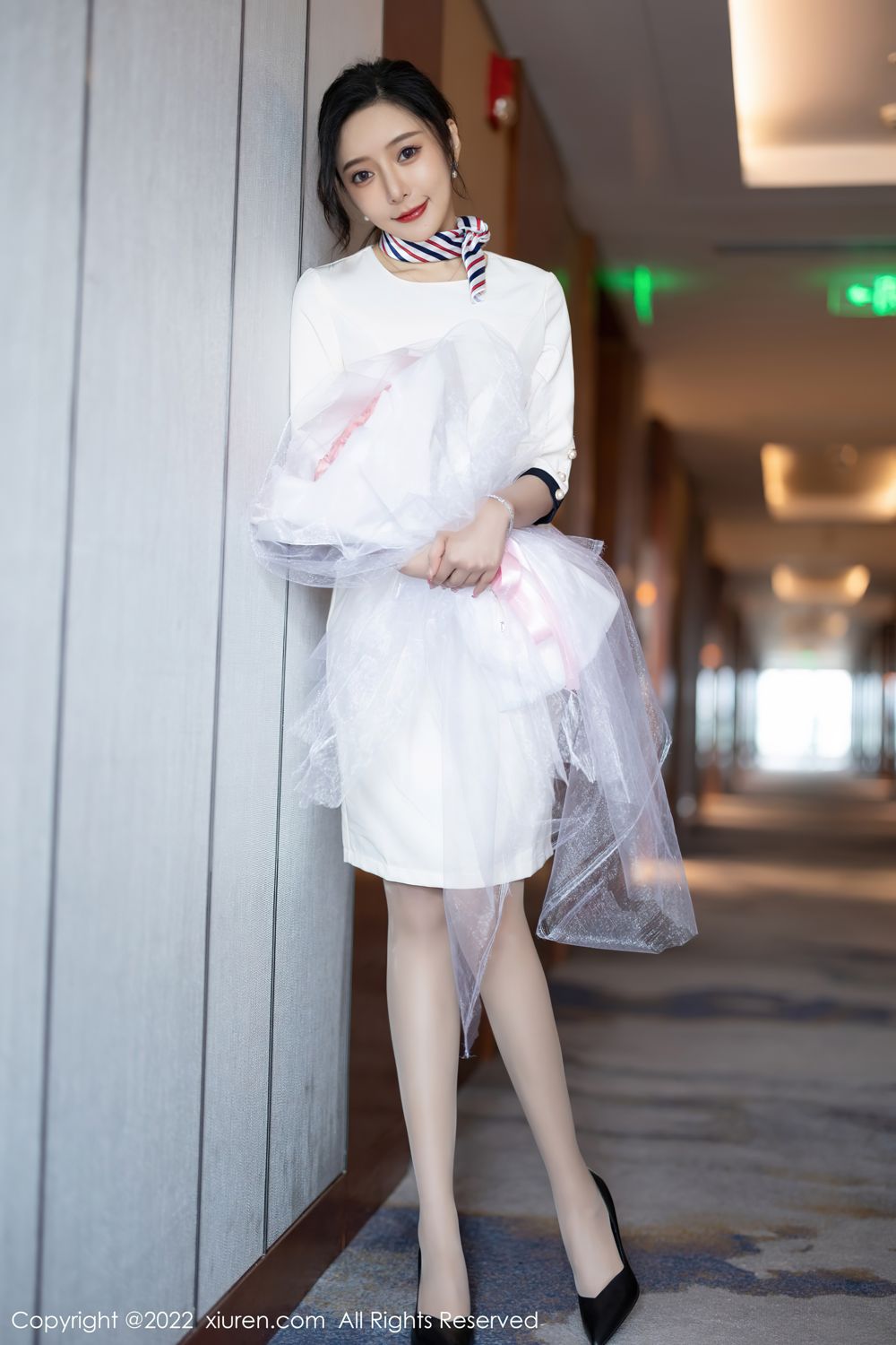 [XiuRen]高清写真图 2022.05.05 No.4963 王馨瑶yanni