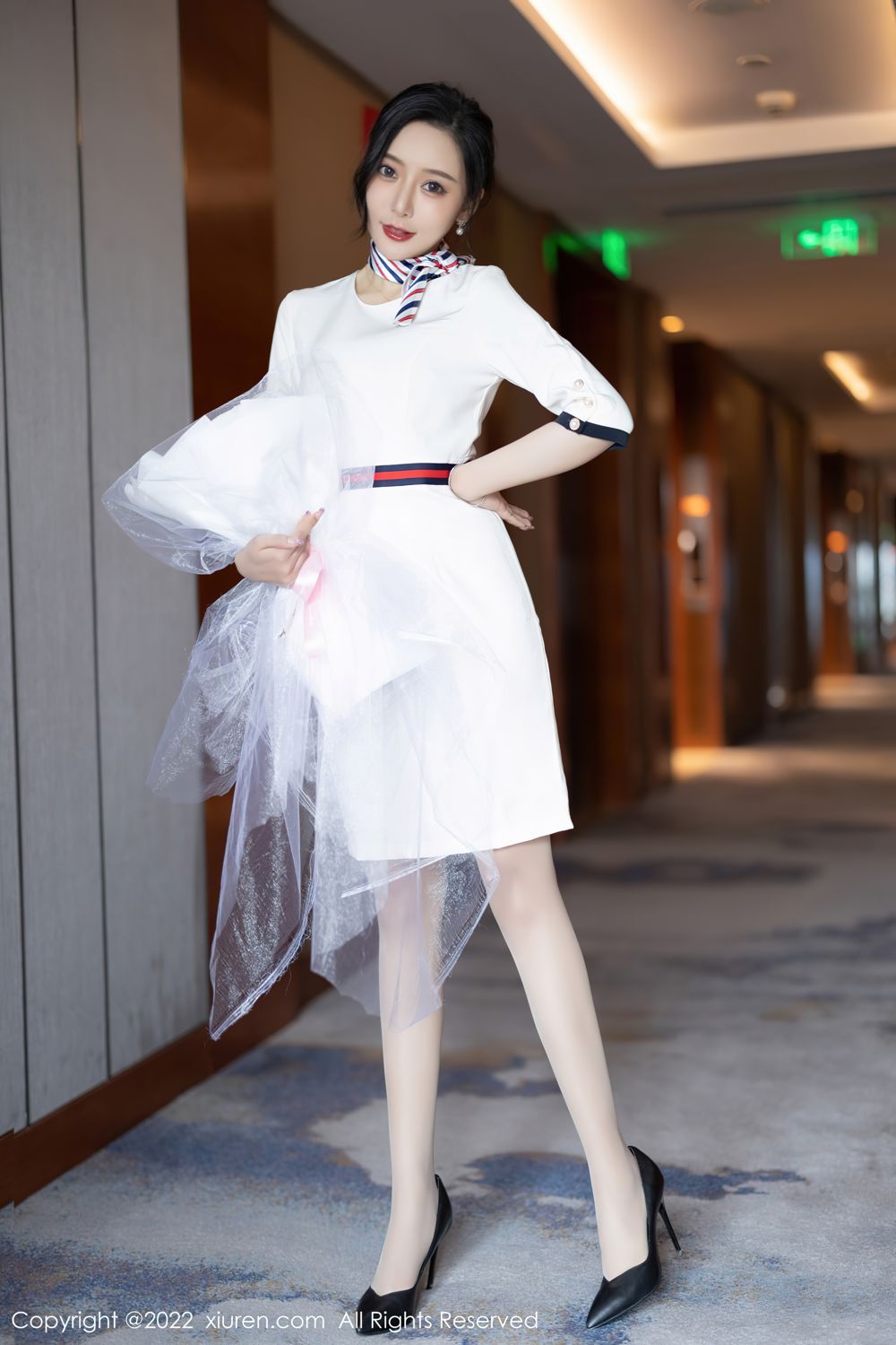 [XiuRen]高清写真图 2022.05.05 No.4963 王馨瑶yanni