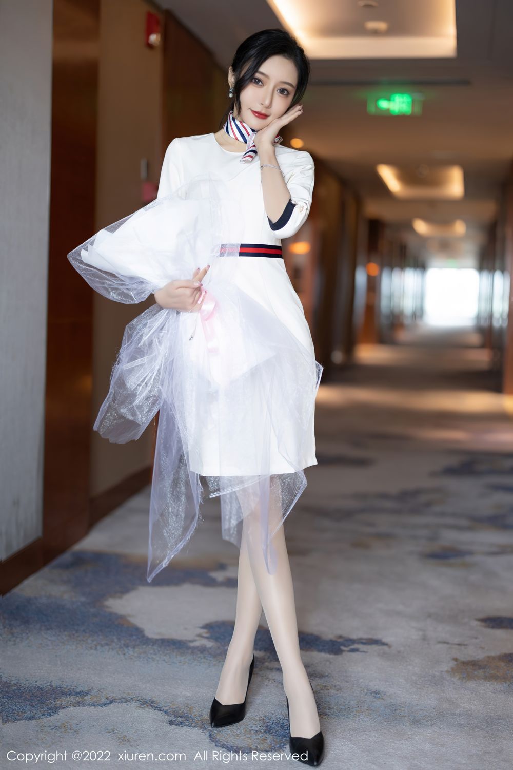 [XiuRen]高清写真图 2022.05.05 No.4963 王馨瑶yanni