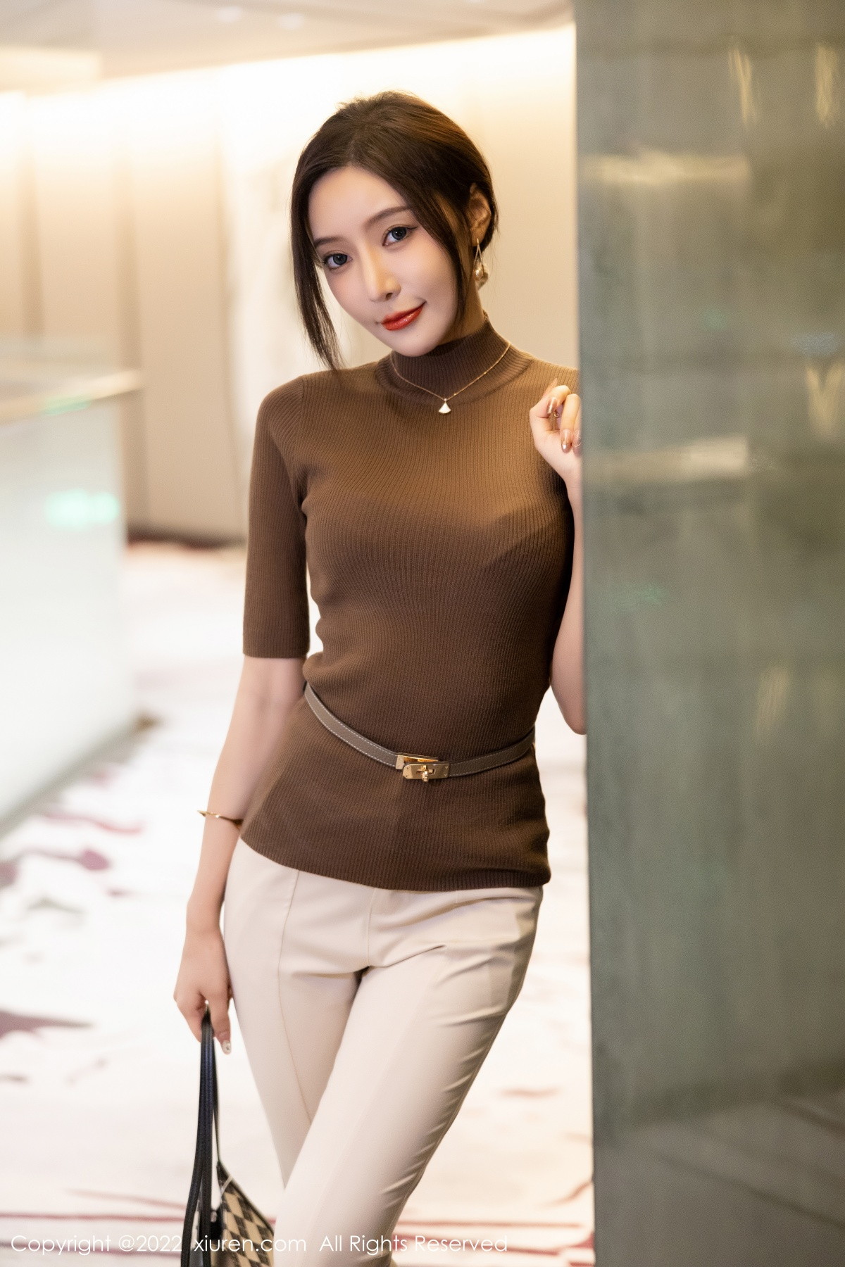 [XiuRen]高清写真图 2022.12.09 No.5978 王馨瑶yanni 时尚美腿