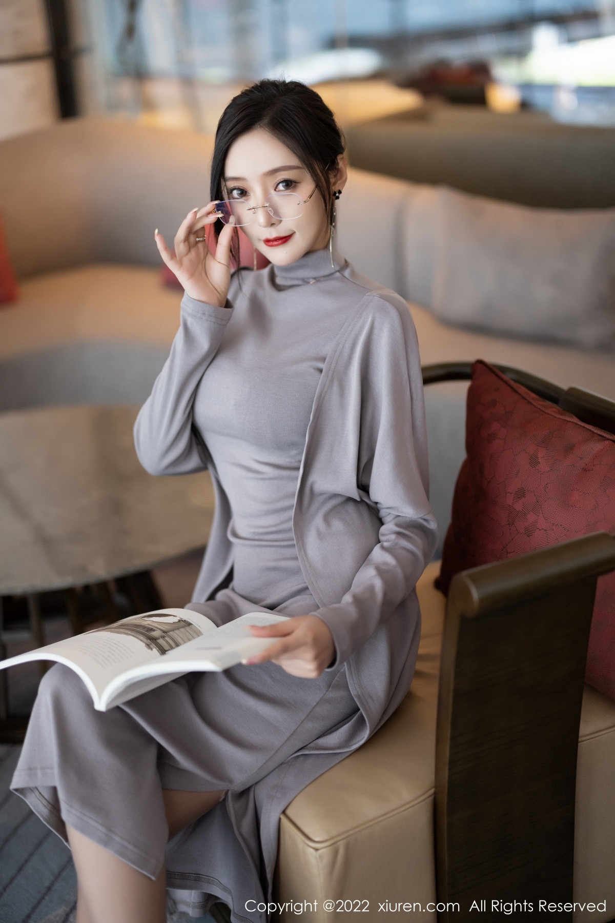 [XiuRen]高清写真图 2022.10.21 No.5745 王馨瑶yanni 美腿丝袜