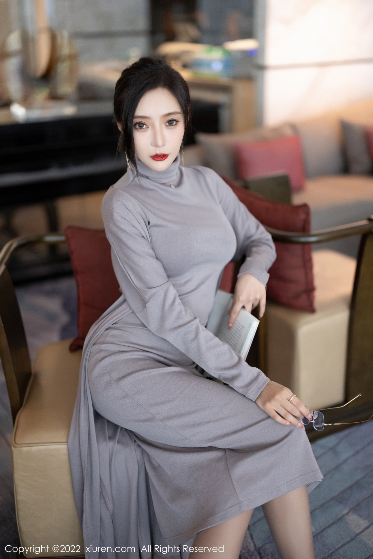 [XiuRen]高清写真图 2022.10.21 No.5745 王馨瑶yanni 美腿丝袜