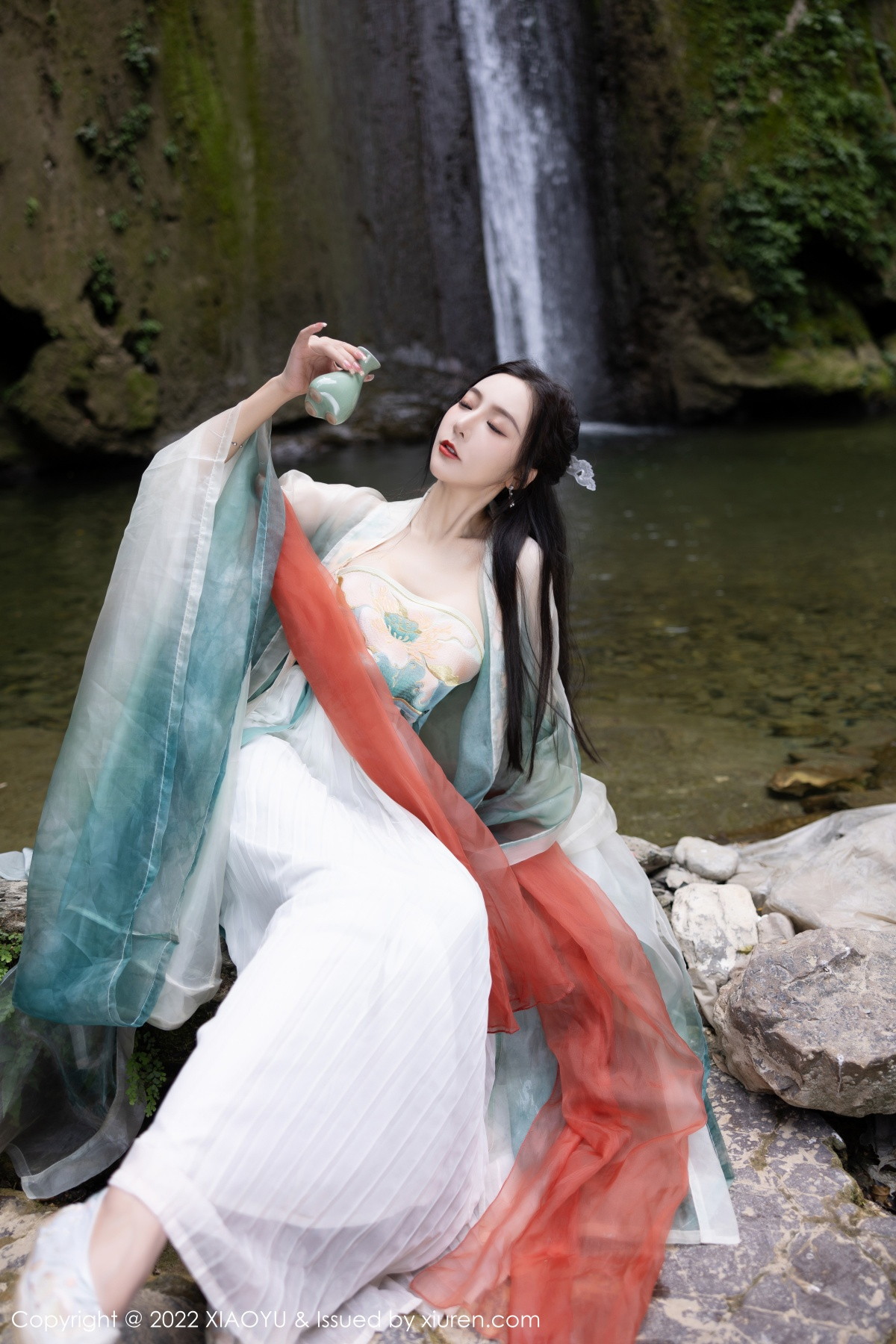 [XIAOYU]高清写真图 2022.10.25 VOL.889 王馨瑶yanni 杭州旅拍
