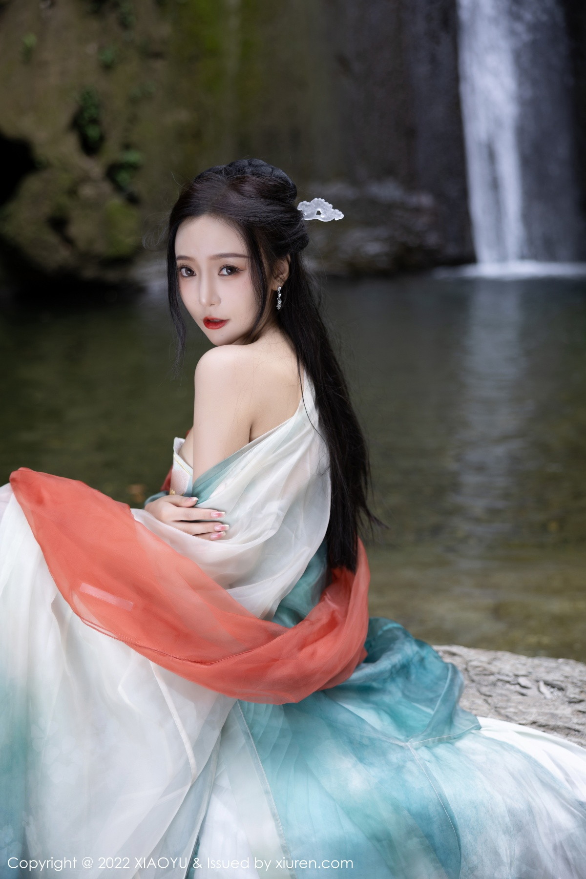 [XIAOYU]高清写真图 2022.10.25 VOL.889 王馨瑶yanni 杭州旅拍