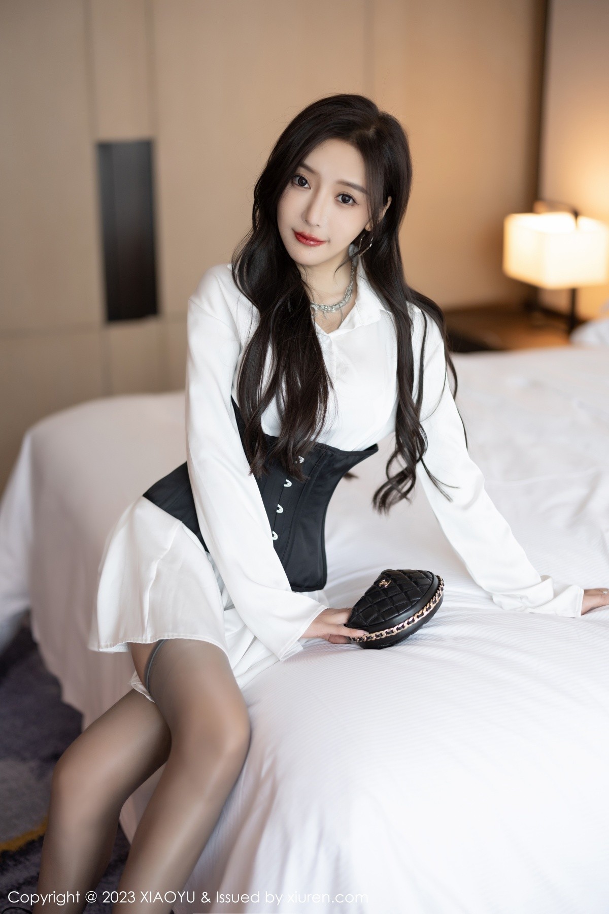 [XIAOYU]高清写真图 2023.03.21 VOL.990 王馨瑶yanni 丝袜美腿