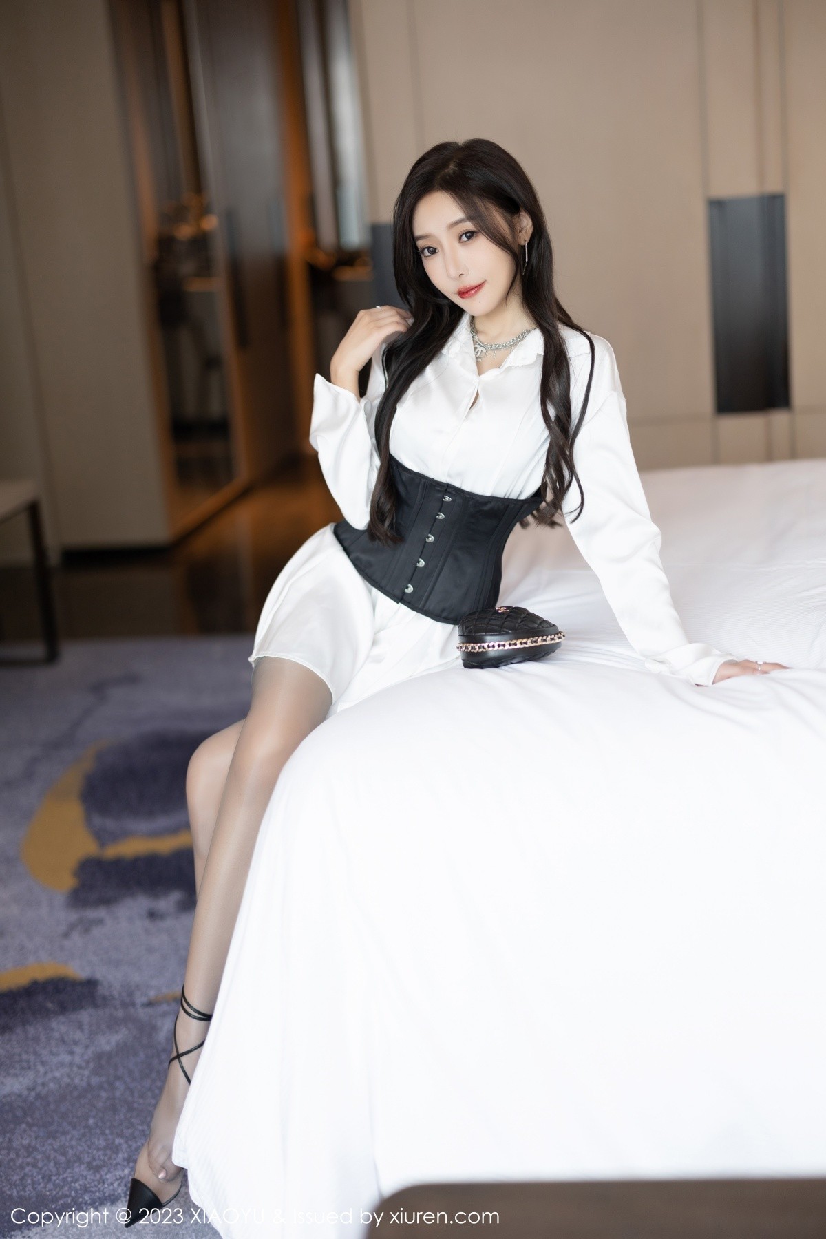 [XIAOYU]高清写真图 2023.03.21 VOL.990 王馨瑶yanni 丝袜美腿
