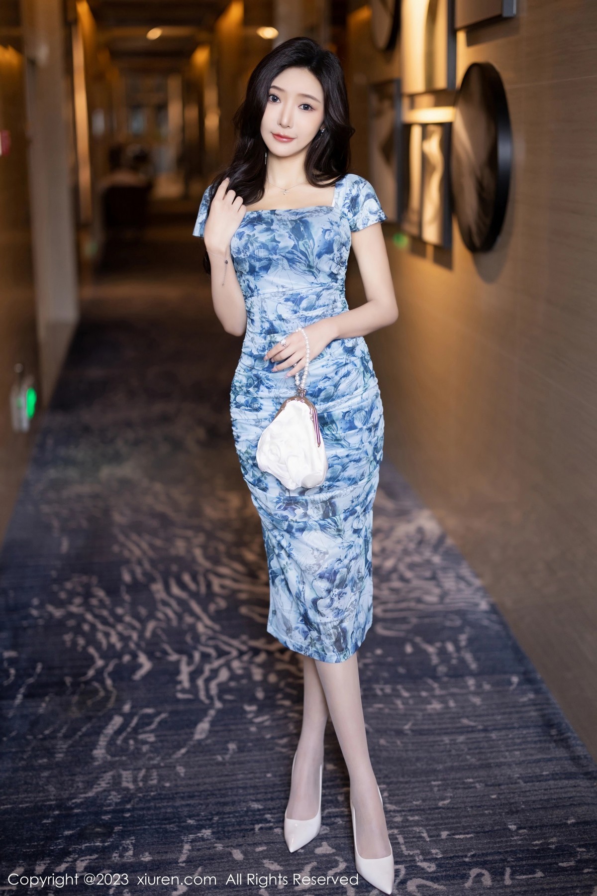 [XiuRen]高清写真图 2023.05.26 No.6812 王馨瑶yanni 丝袜美腿