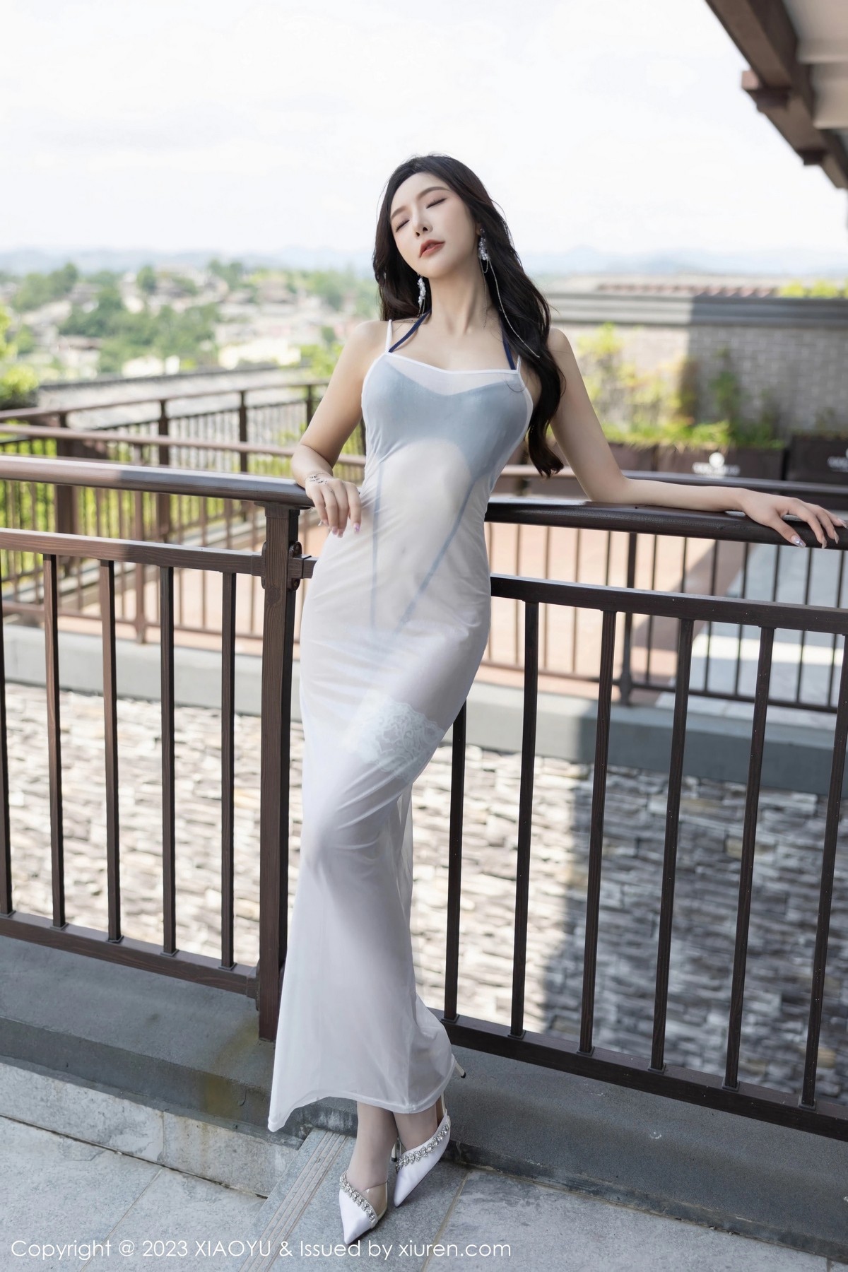 [XIAOYU]高清写真图 2023.06.19 VOL.1052 王馨瑶yanni 长裙美腿