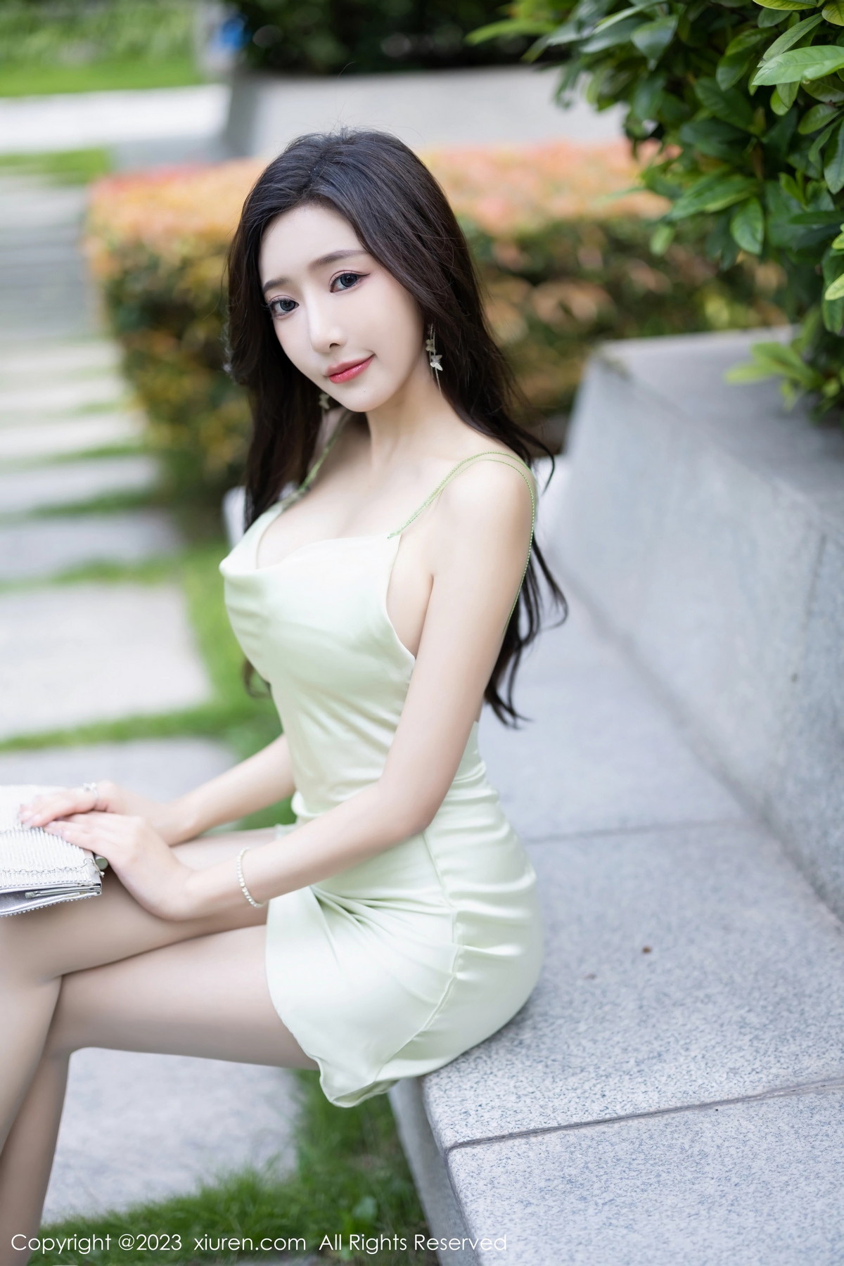 [XiuRen]高清写真图 2023.07.13 No.7077 王馨瑶yanni 蕾丝睡衣