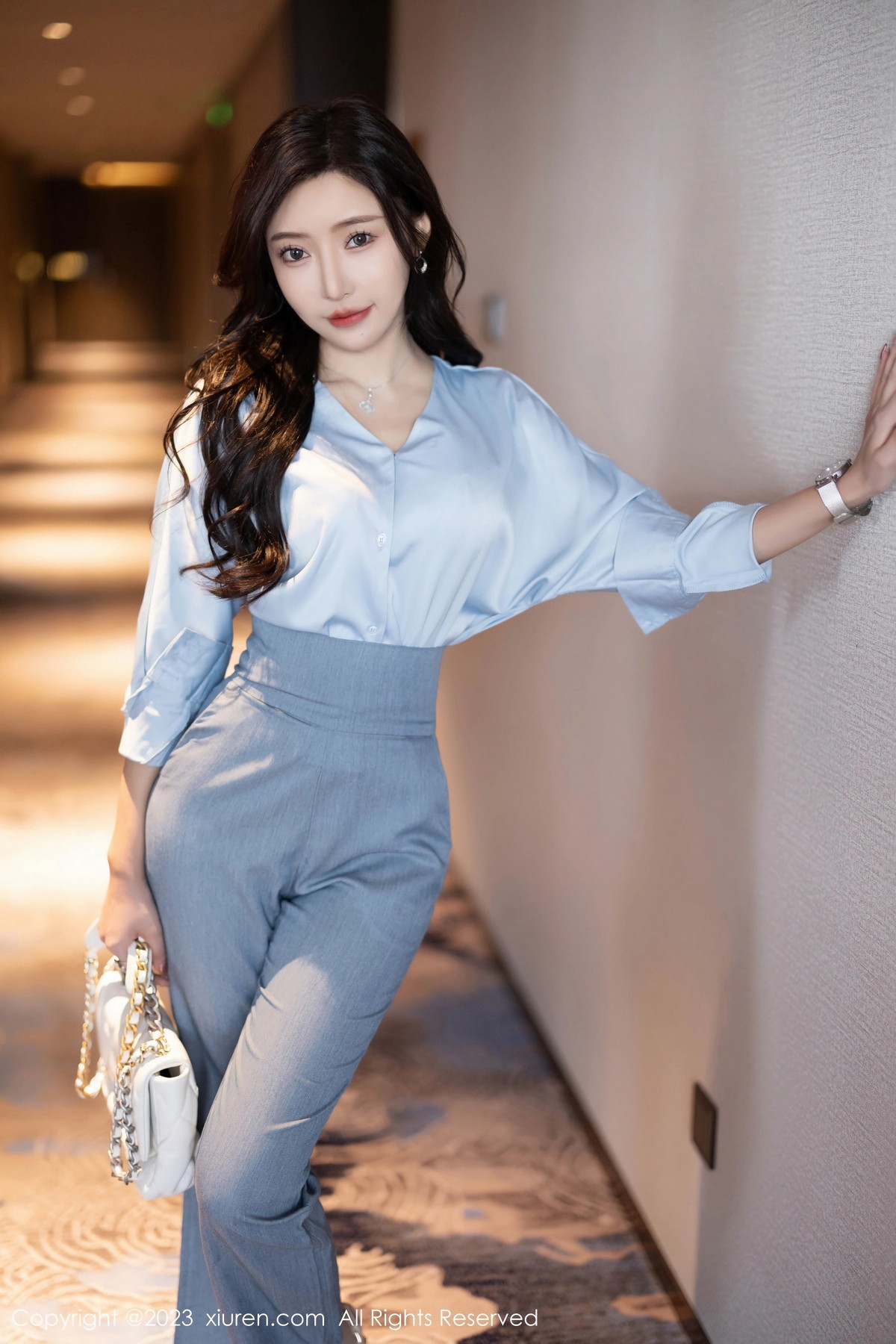 [XiuRen]高清写真图 2023.07.21 No.7123 王馨瑶yanni 无内肉丝