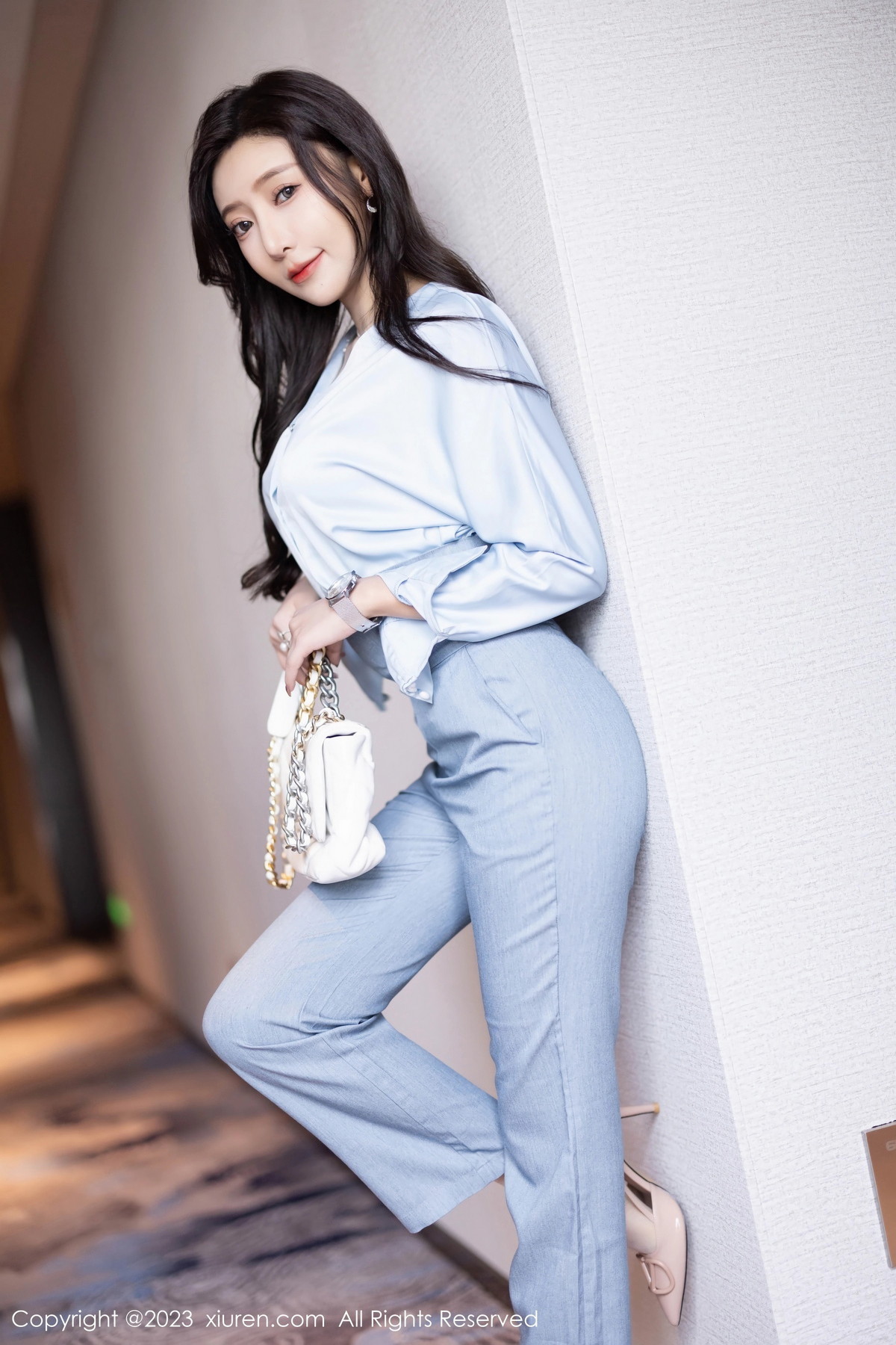 [XiuRen]高清写真图 2023.07.21 No.7123 王馨瑶yanni 无内肉丝