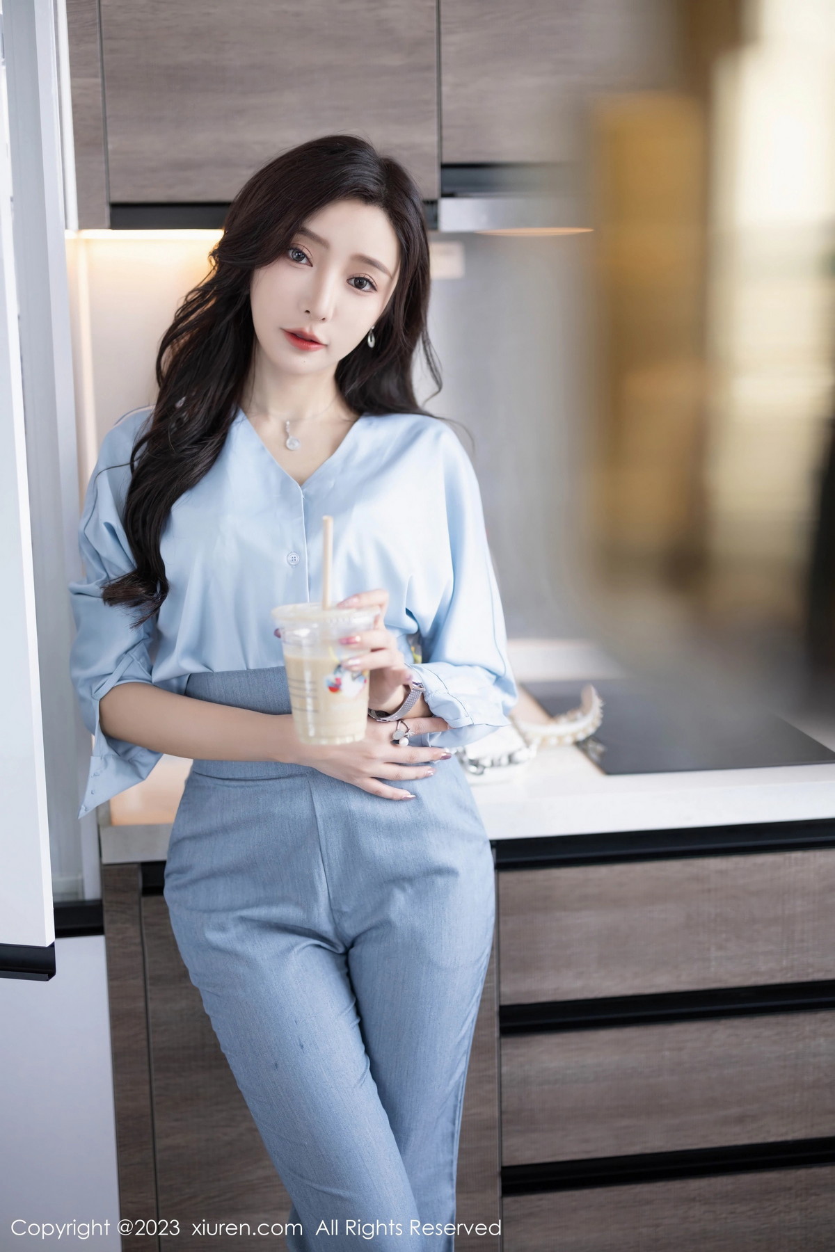 [XiuRen]高清写真图 2023.07.21 No.7123 王馨瑶yanni 无内肉丝