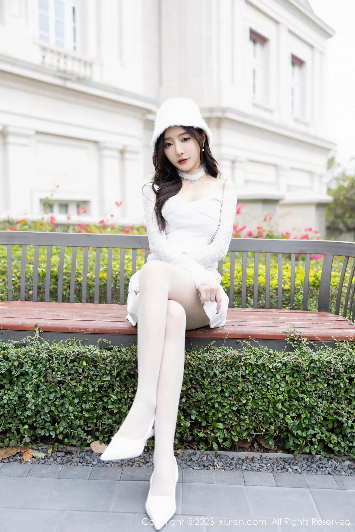 [XiuRen]高清写真图 2023.12.25 No.7863 王馨瑶yanni 女神美腿