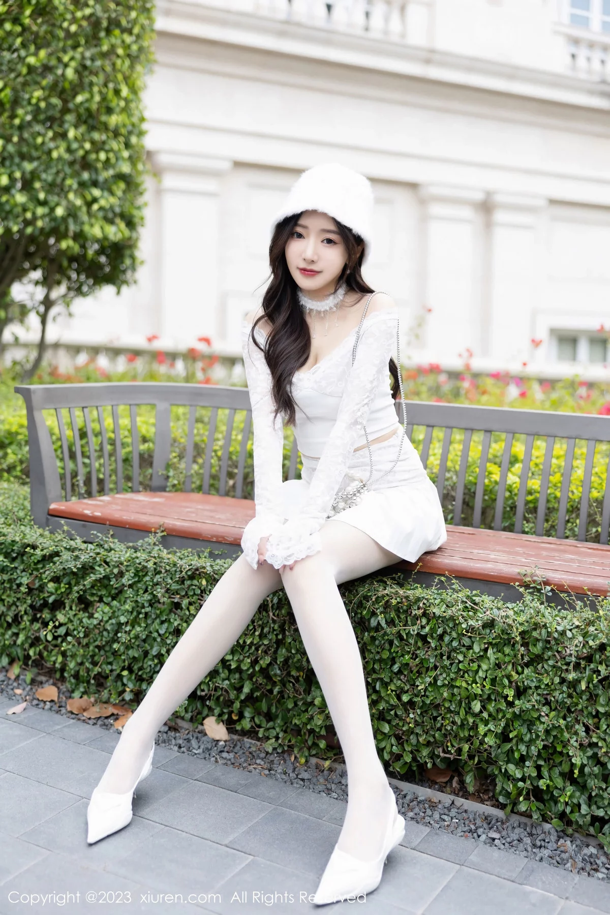 [XiuRen]高清写真图 2023.12.25 No.7863 王馨瑶yanni 女神美腿