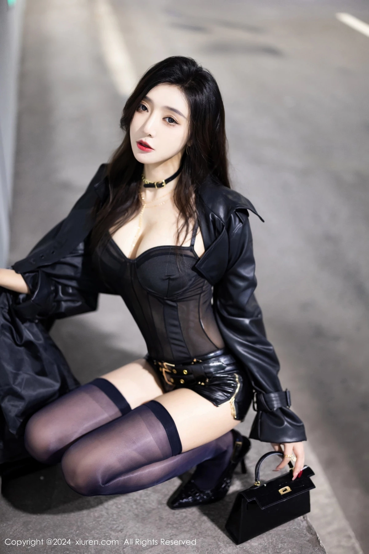 [XiuRen]高清写真图 2024.02.29 No.8158 王馨瑶yanni 黑丝美腿