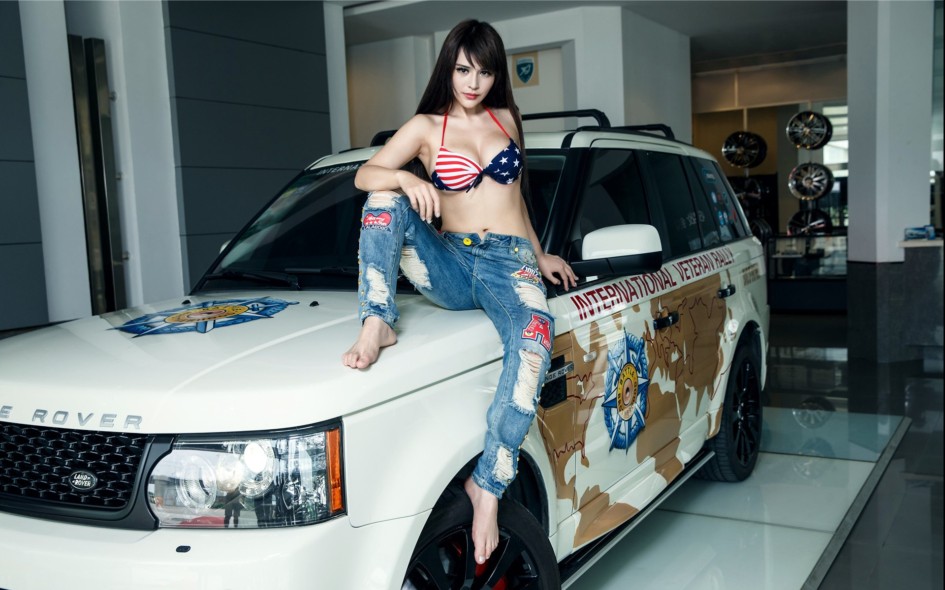 苏夏妞妞 性感魅惑车模写真图美女壁纸