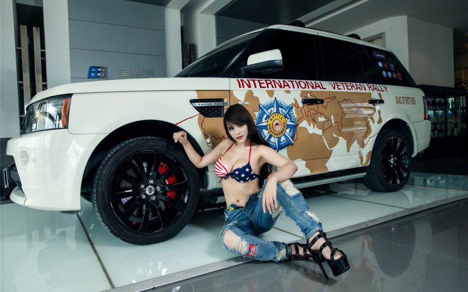 苏夏妞妞 性感魅惑车模写真图美女壁纸