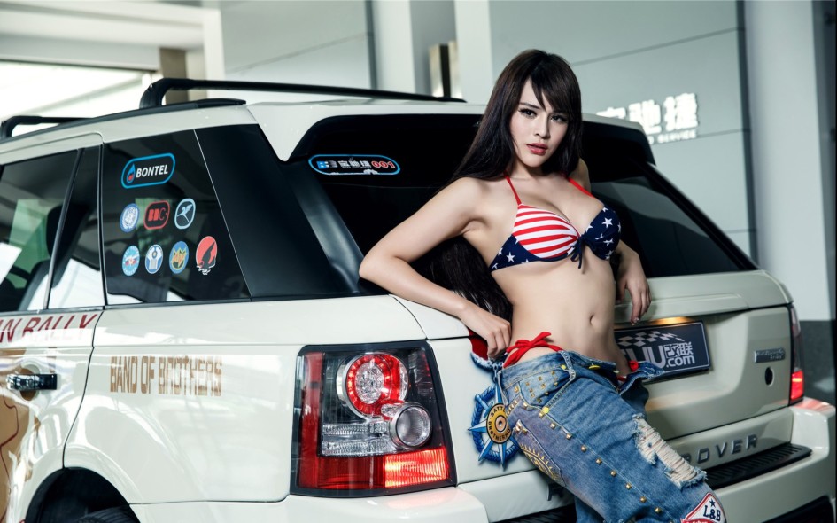 苏夏妞妞 性感魅惑车模写真图美女壁纸