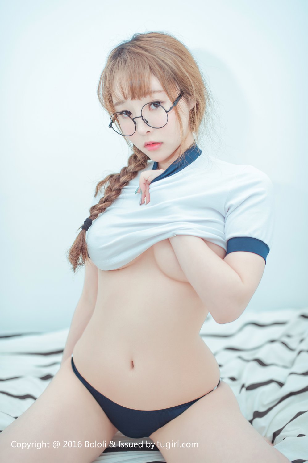 七宝- [BoLoli波萝社新刊]高清写真图 BOL.036 南半球的草莓诱惑