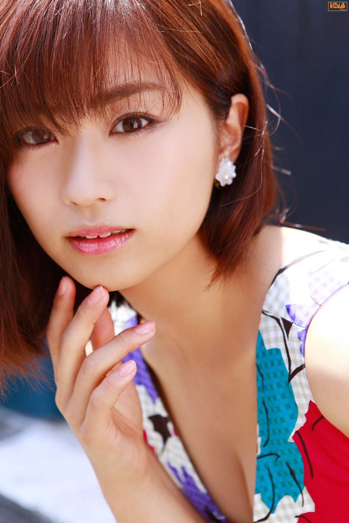 安枝瞳 [BOMB.tv]高清写真图GRAVURE Channel 2015年07月号