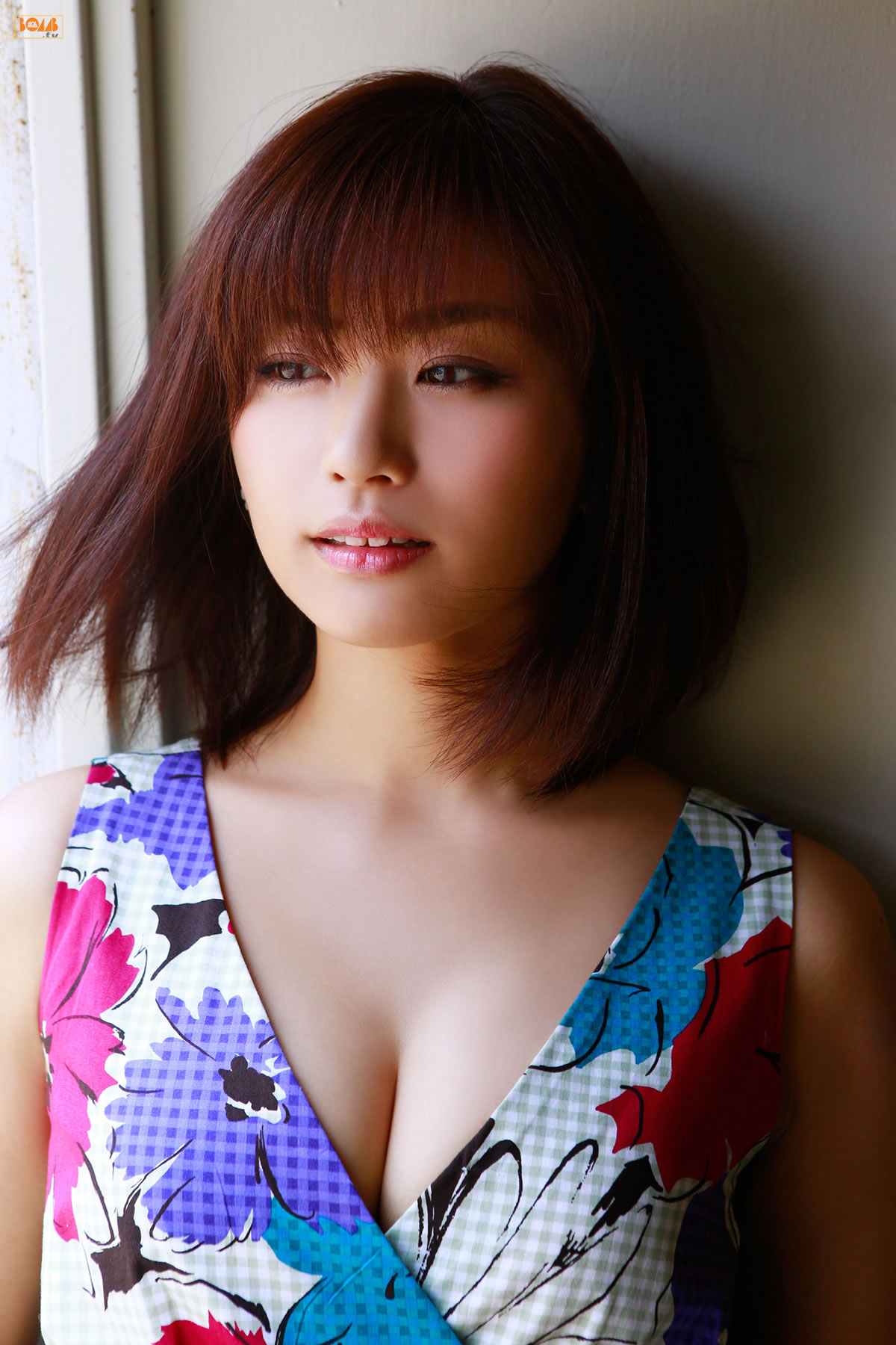 安枝瞳 [BOMB.tv]高清写真图GRAVURE Channel 2015年07月号