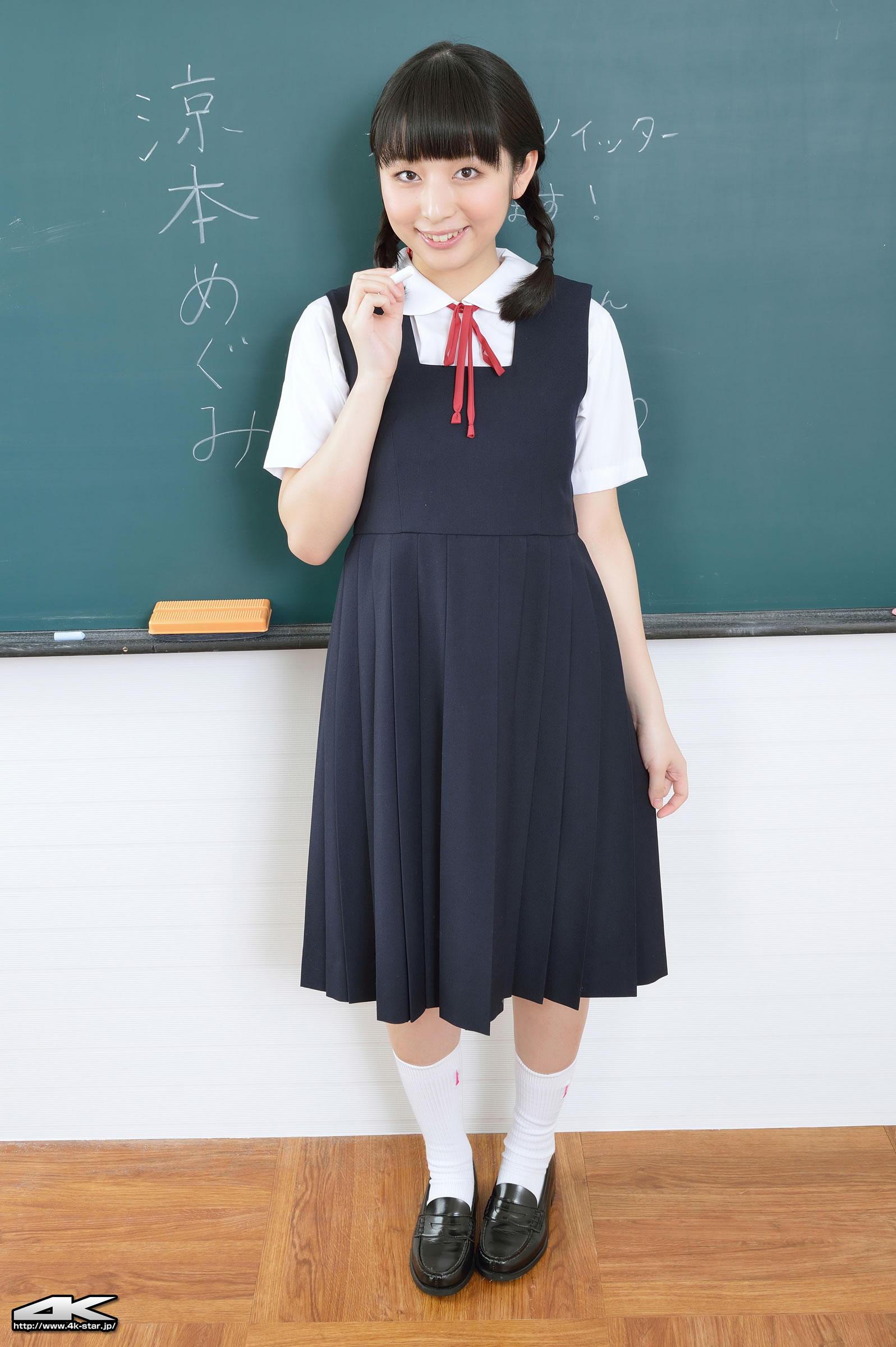 凉本惠(涼本めぐみ) [4K-STAR]高清写真图2013.01.01 No.00268 制服