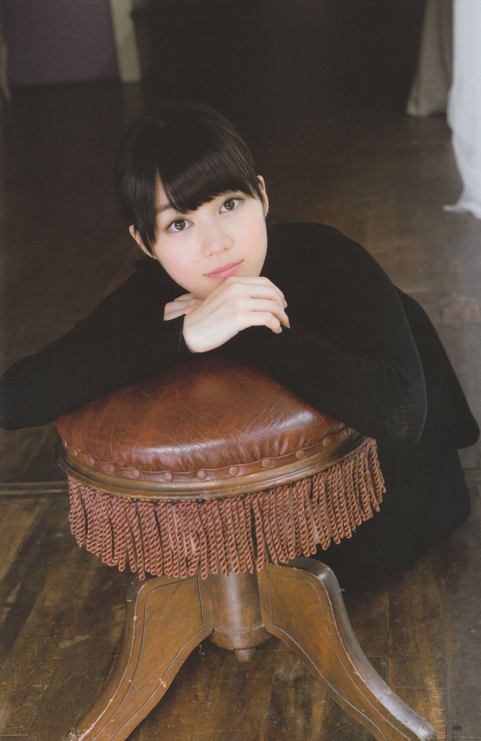 [UTB]高清写真图2014年12月号 乃木坂46