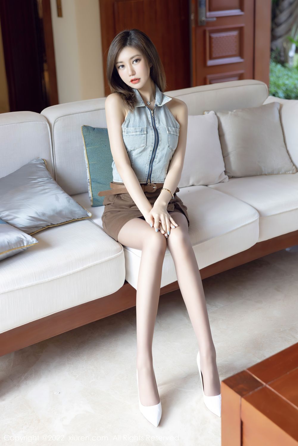 [XiuRen]高清写真图 2022.03.04 No.4675 绮里嘉ula