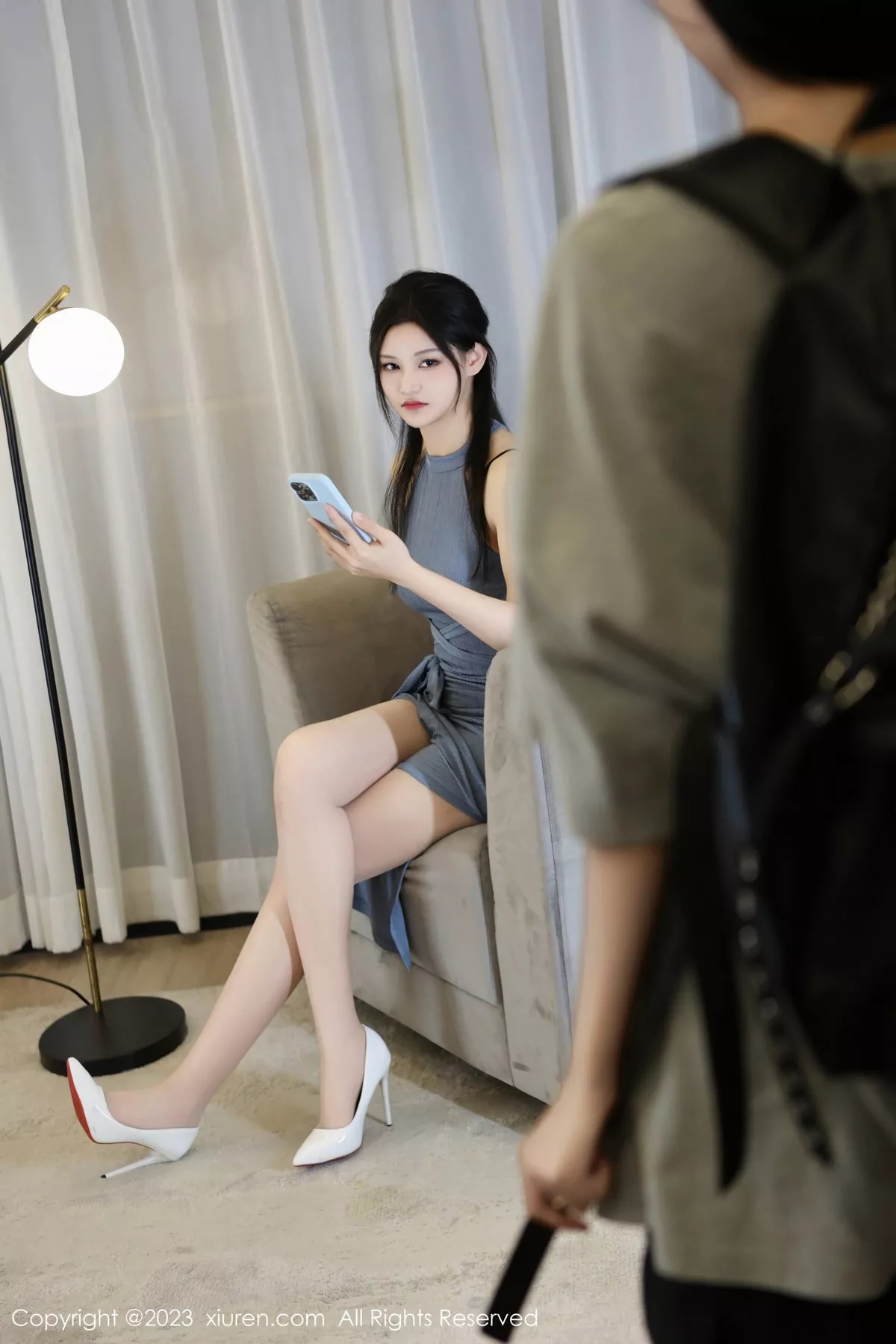 [XiuRen]高清写真图 2023.12.05 No.7762 大橘BBKira 长裙美腿