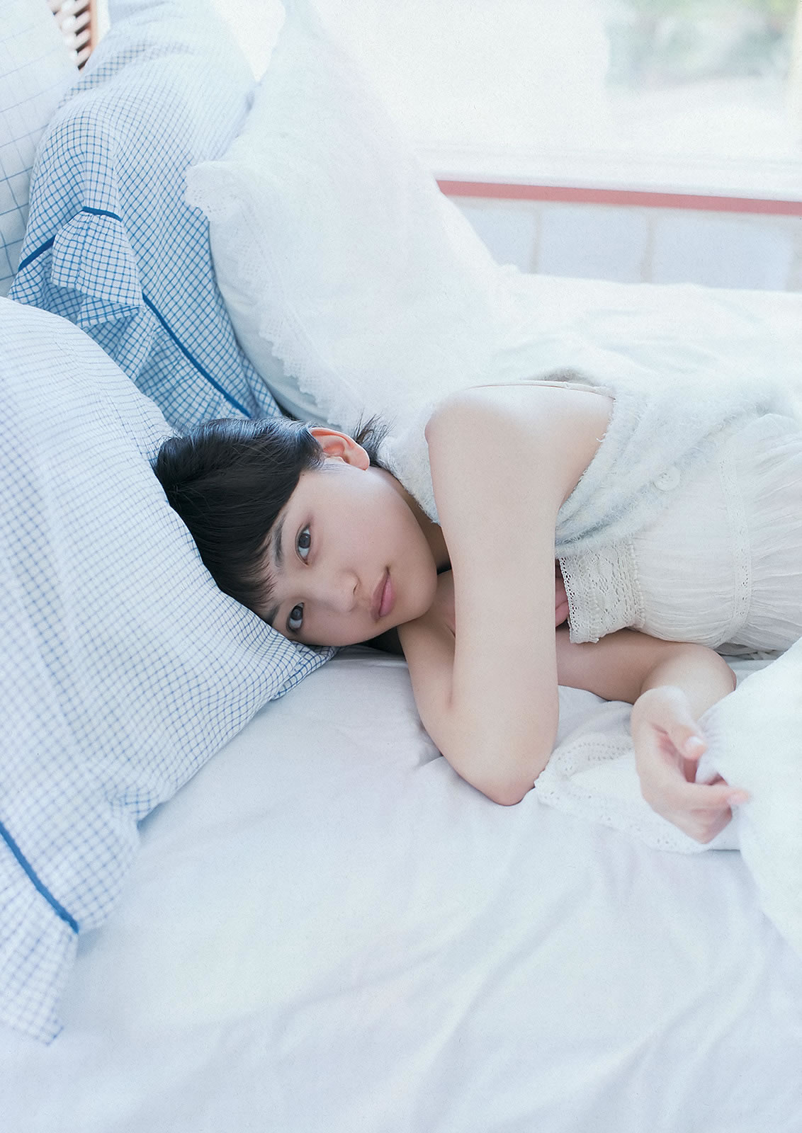 [Weekly Playboy]高清写真图2013.10.18 No.43 柏木由纪 川口春奈 志田友美 堀未央奈 杏さゆり 初音みのり 尾上若叶 西田麻衣