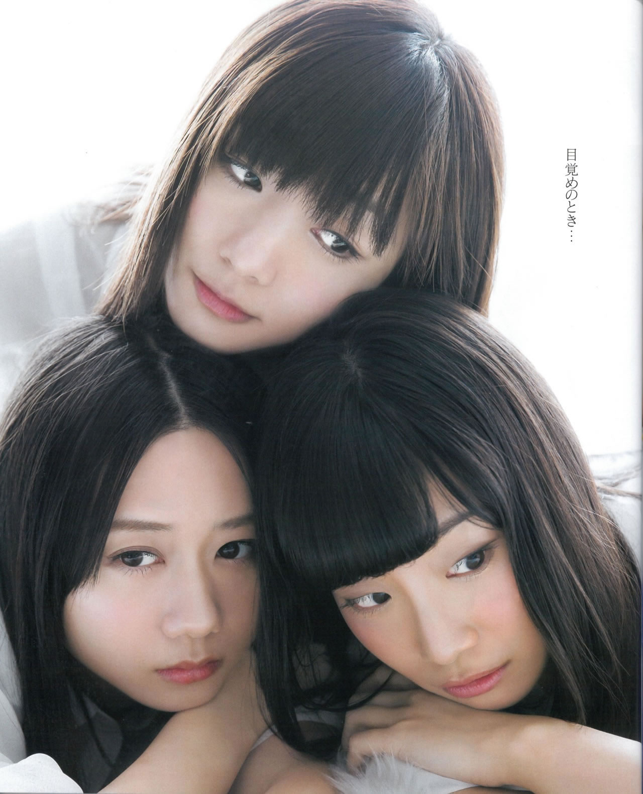 [Bomb Magazine]高清写真图2015.01 松井玲奈 須田亜香里 柴田阿弥 古畑奈和 北川綾巴 宮前杏実