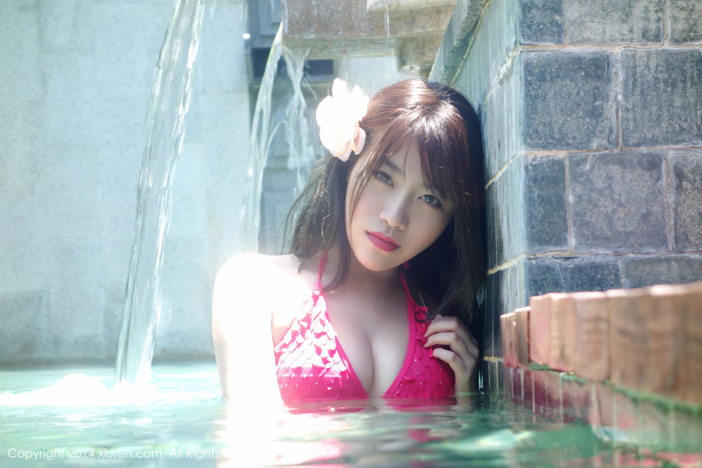 许诺Sabrina-[秀人网美媛馆]高清写真图XR20140630N00167