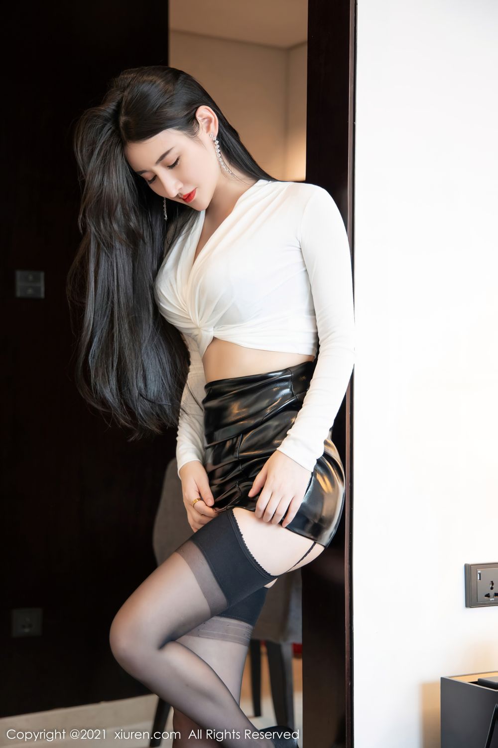 [XiuRen]高清写真图 2021.12.15 No.4338 诗诗kiki