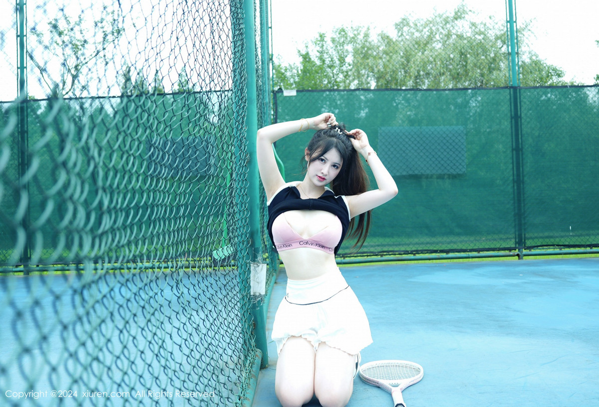 [XiuRen]高清写真图 2024.07.08 No.8821 诗诗kiki 性感美乳