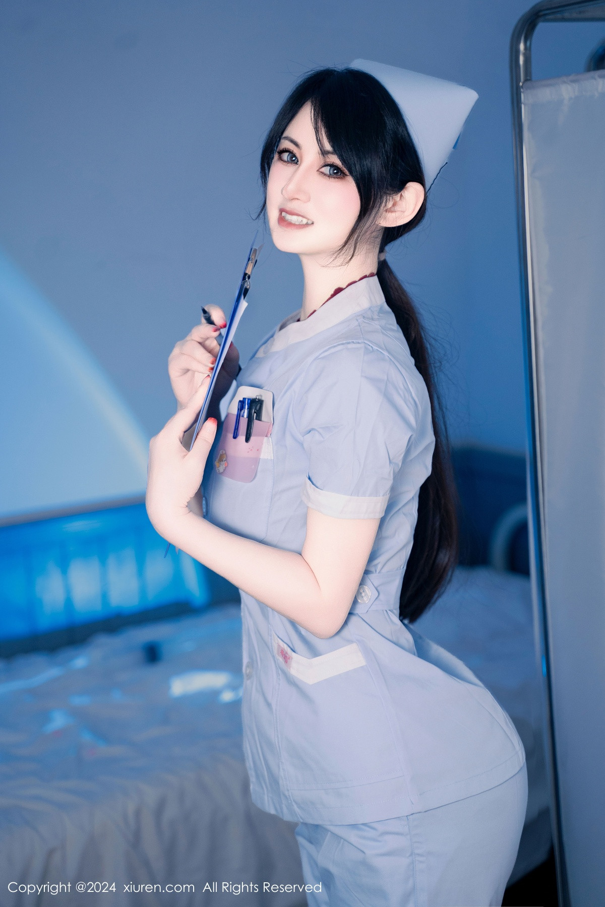 [XiuRen]高清写真图 2024.07.15 No.8859 诗诗kiki 美臀性感