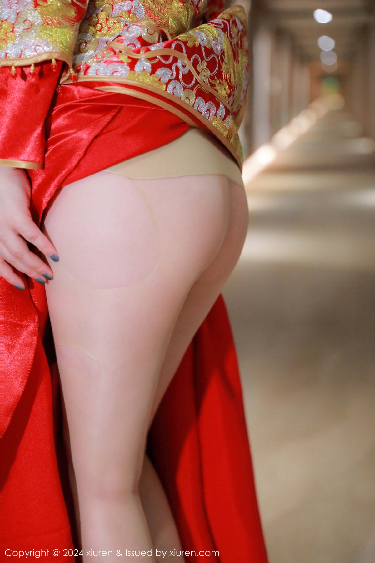 [XiuRen]高清写真图 2024.11.22 No.9494 诗诗kiki 美腿新娘