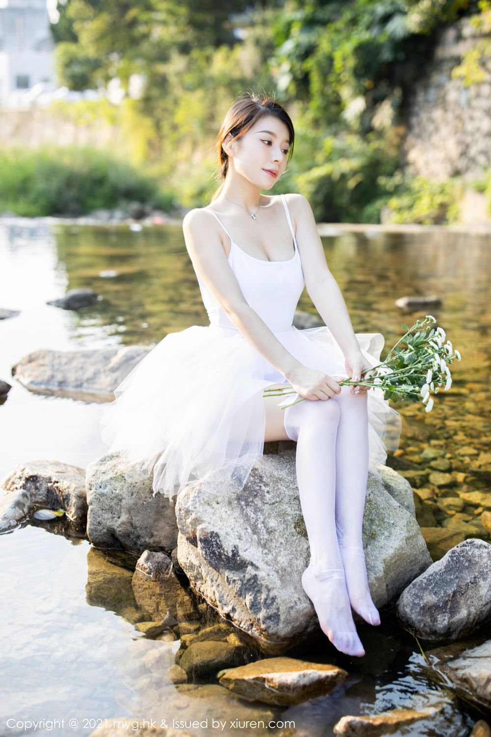 [MyGirl]高清写真图 2021.10.11 VOL.601 vetiver嘉宝贝儿