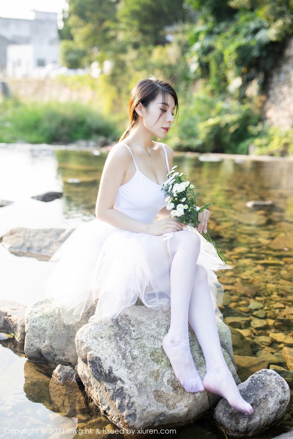 [MyGirl]高清写真图 2021.10.11 VOL.601 vetiver嘉宝贝儿