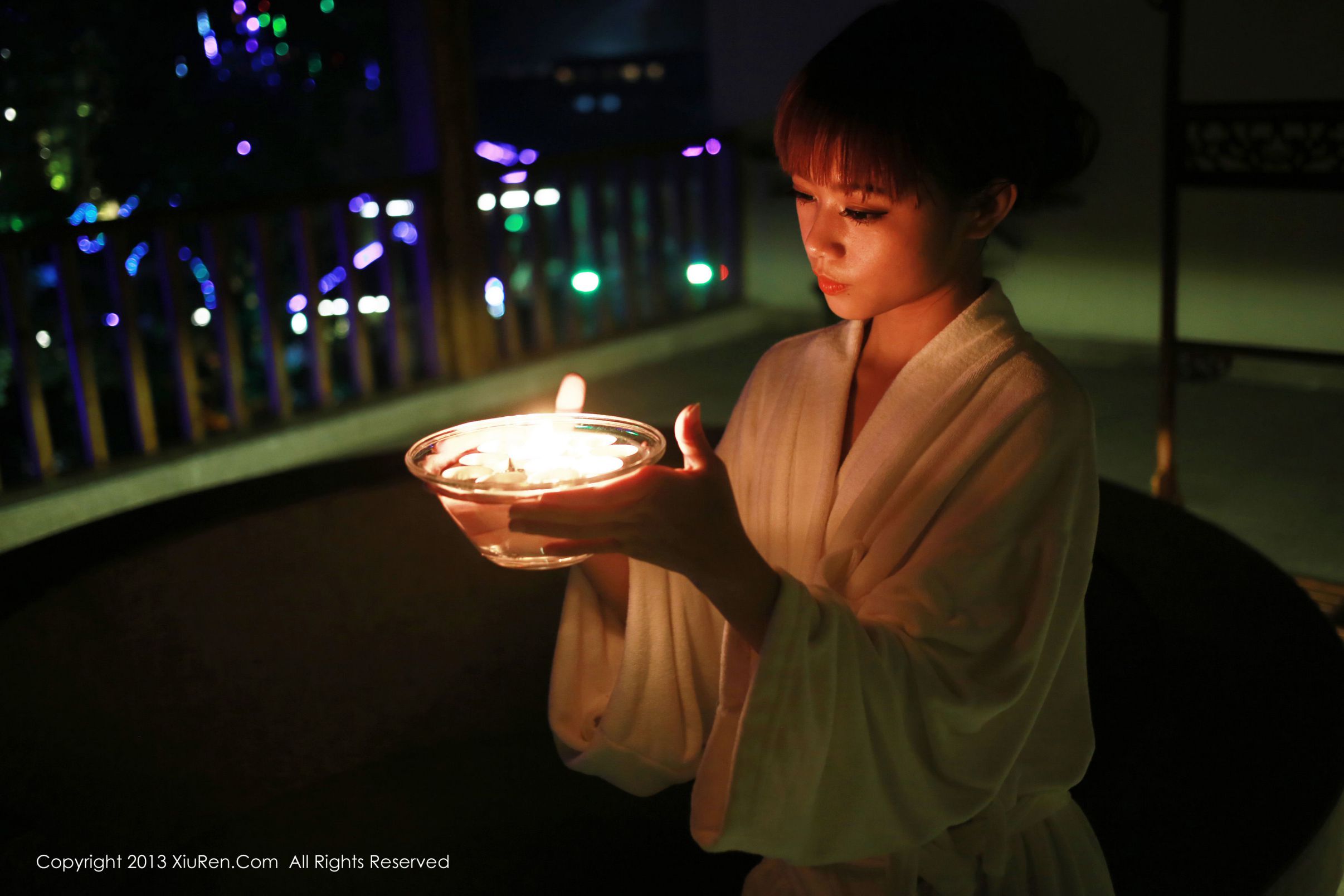 Toro羽住-[XiuRen秀人网写真图套图写真图集]高清写真图NO.0056