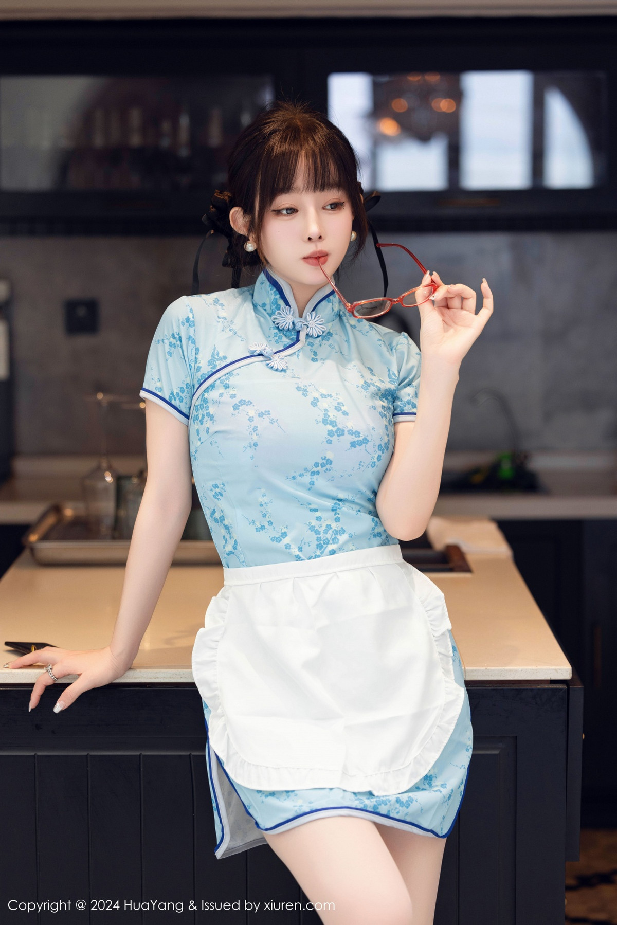 [HuaYang]高清写真图 2024.07.19 VOL.593 王雨纯 丝袜美腿