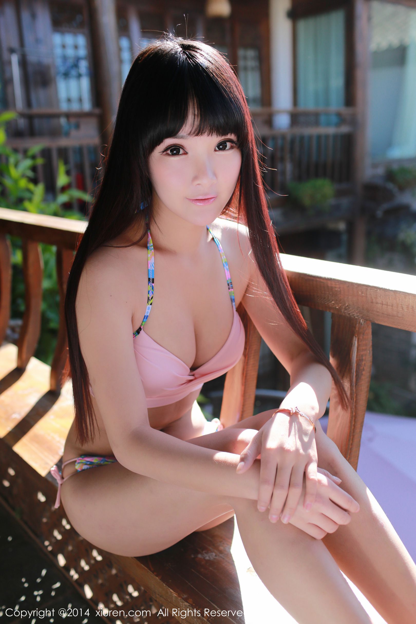 妮儿Bluelabel-丽江写真图套图写真图集[秀人网]高清写真图XR20141114N00239